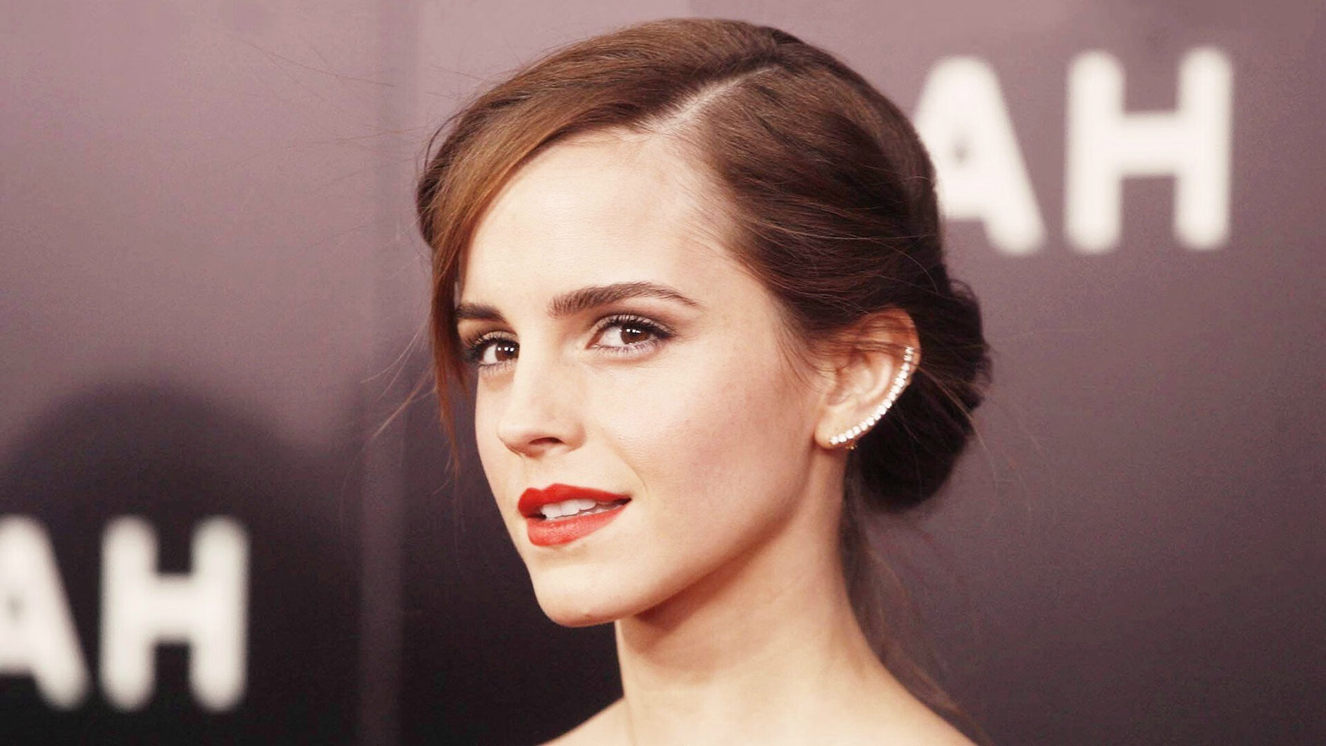 开云kaiyun-LOL赛事解说风格：分析不同解说的特点与风格，lol赛事解说能赚多少钱